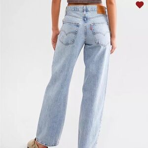 Levi’s baggy dad Jean. New without tags